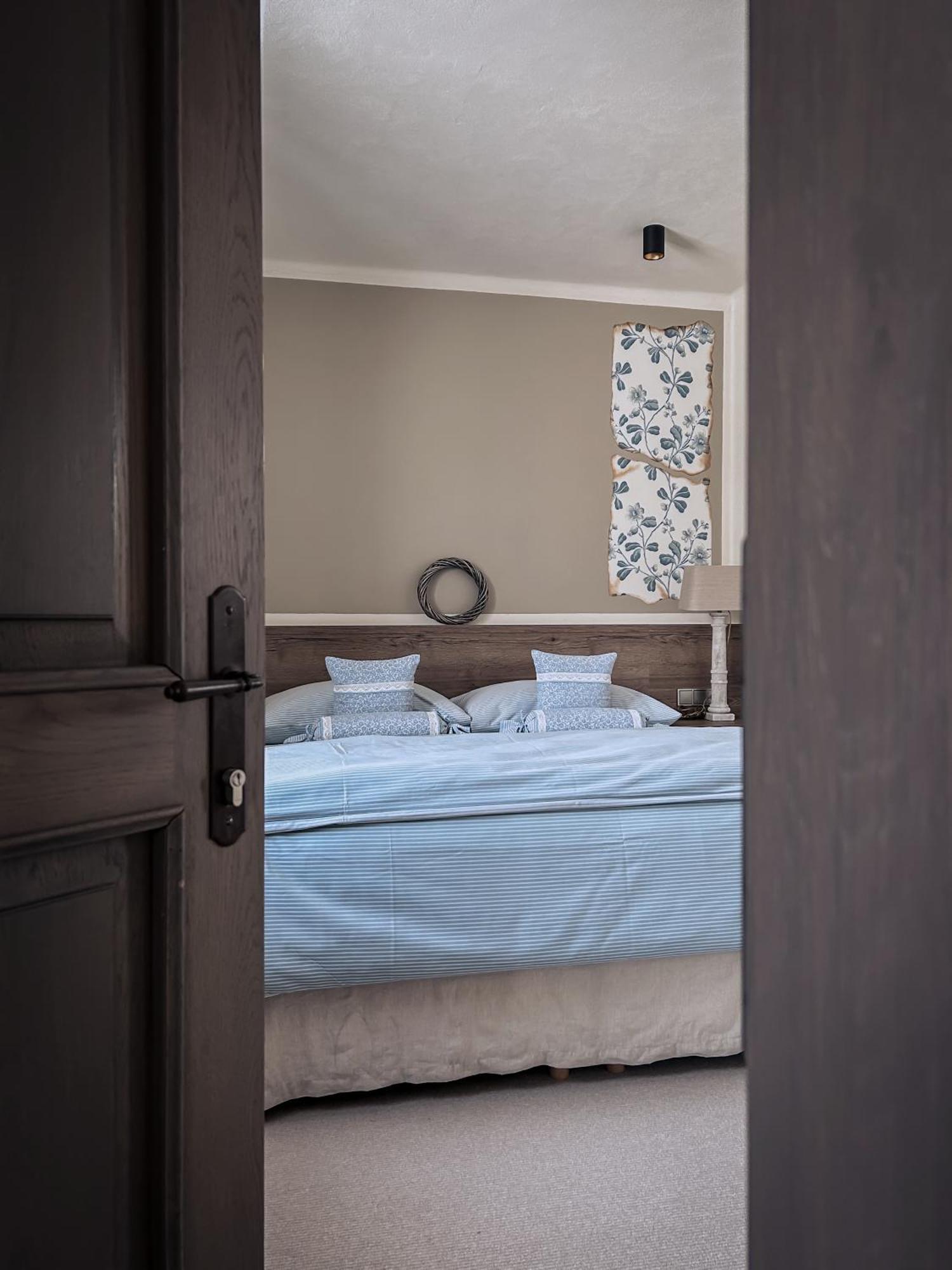 Statek Blatiny Hotel Sněžné Ruang foto