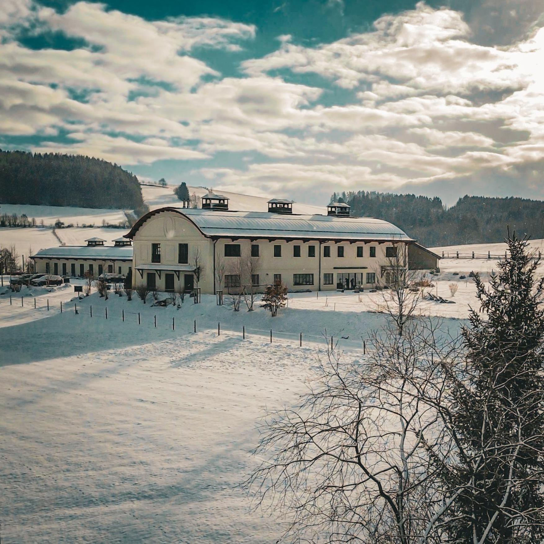 Statek Blatiny Hotel Sněžné Bagian luar foto